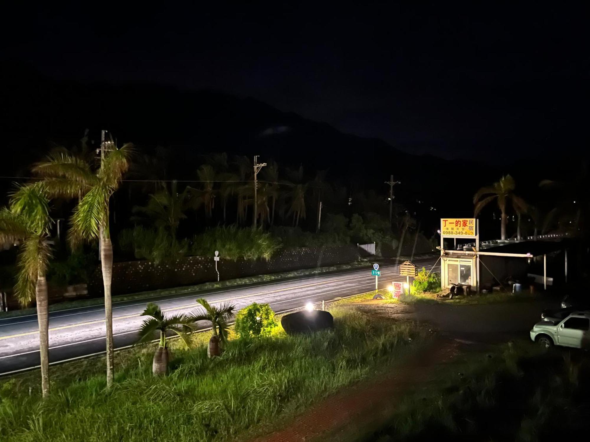 Sun Motel Chenggong Extérieur photo